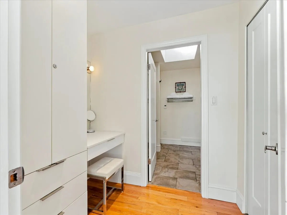 15068 Victoria Avenue, photo 9