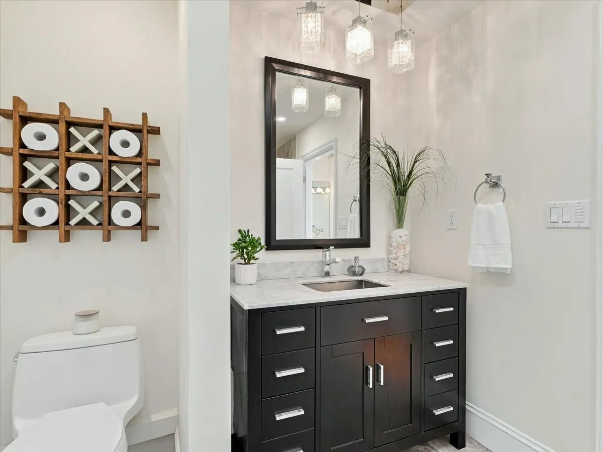 15068 Victoria Avenue, photo 10
