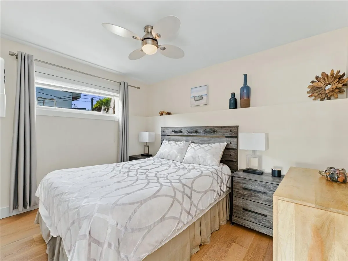 15068 Victoria Avenue, photo 25