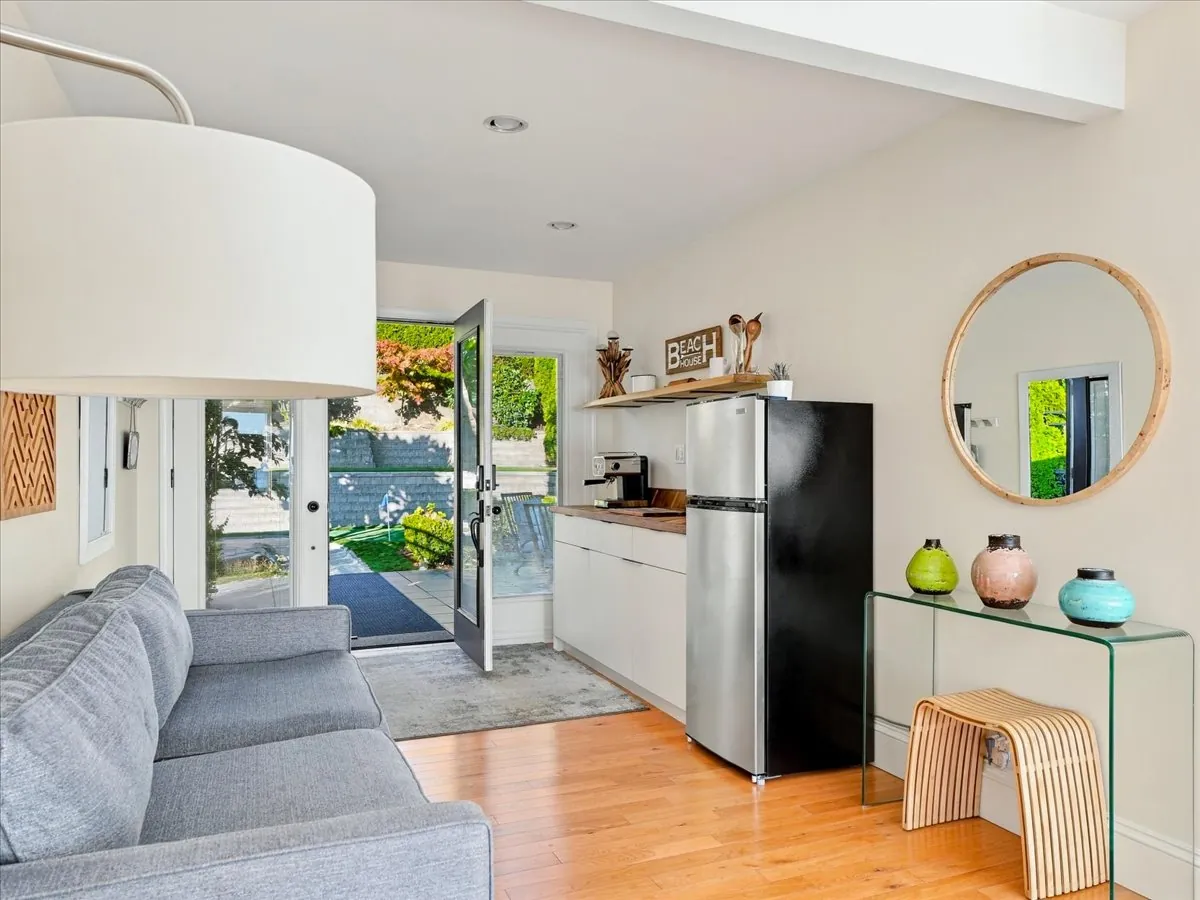 15068 Victoria Avenue, photo 29